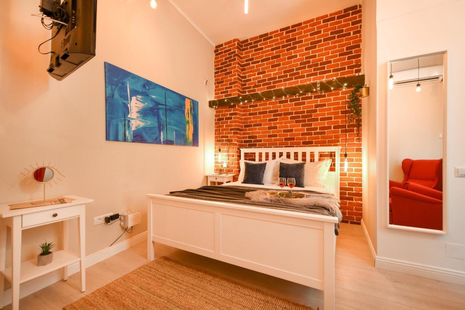 Elegant Studio - Urban Escape In 布加勒斯特 外观 照片